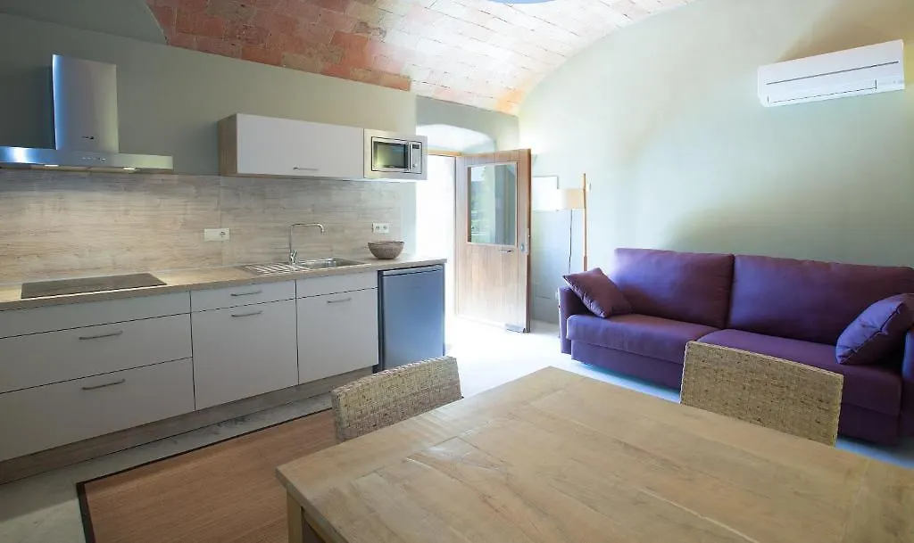 Apartamentos En La Rectoria De Regencos Spain