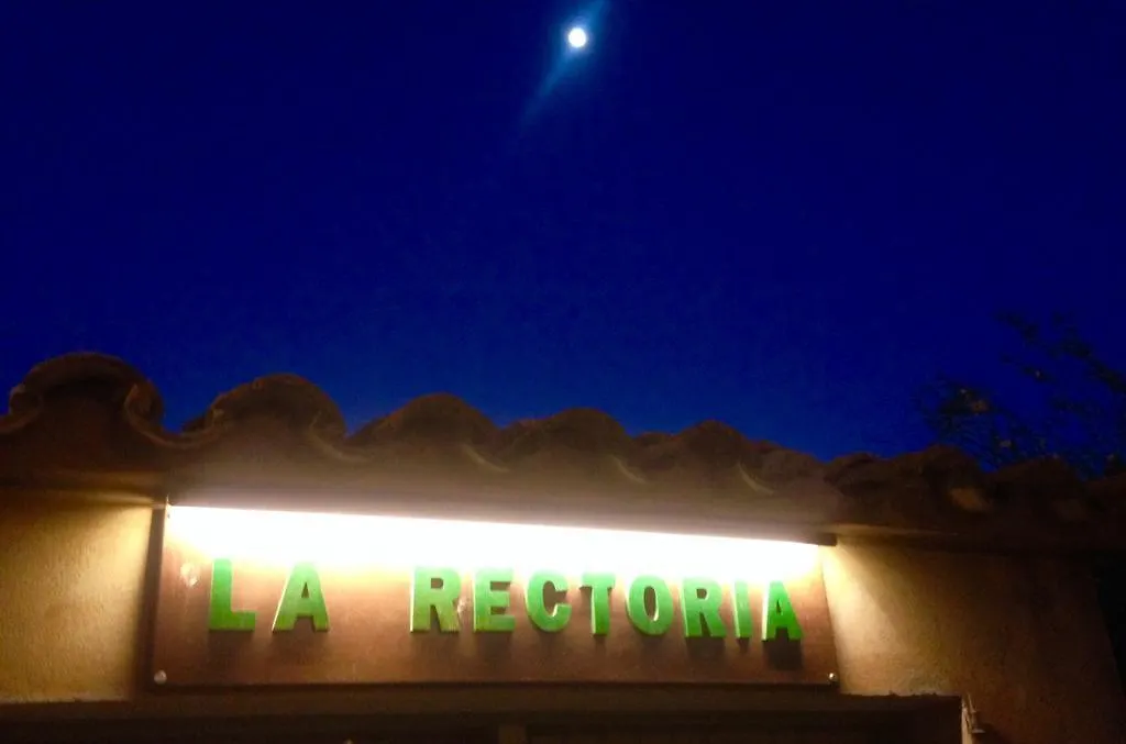 Apartamentos En La Rectoria De Regencos Spain